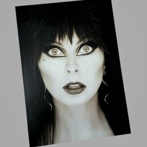 Elvira Mistress Of The Dark Haunting Eyes Poster